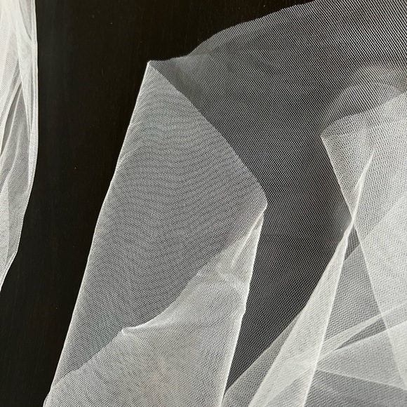 Sheer Ivory Floor Length Bridal Veil Single Layer NWOT - Picture 6 of 12